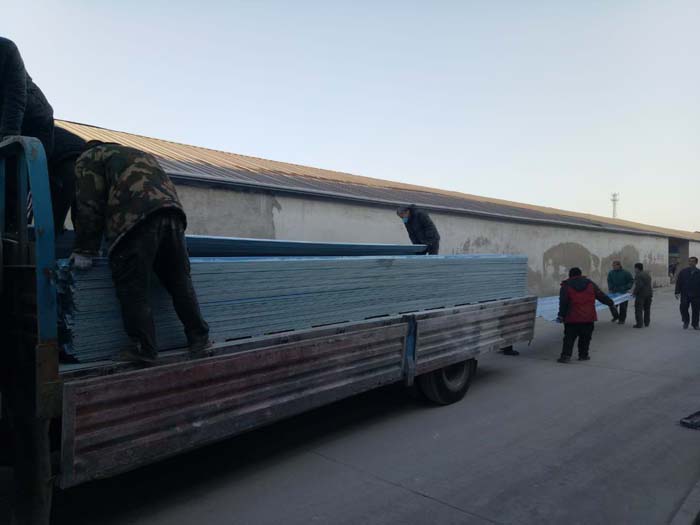 北京客戶訂購我公司玻纖鎂質凝膠防腐防火瓦制品03